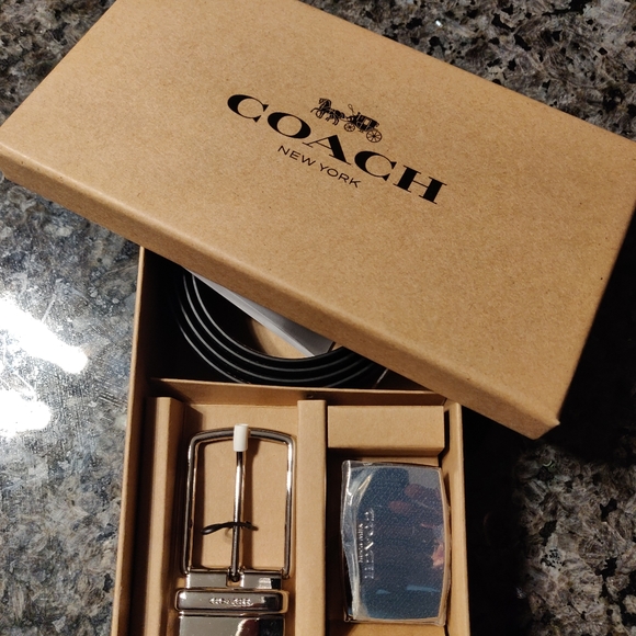Brand New Coach Newyork Belt Gift set - Picture 3 of 4